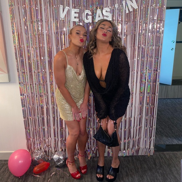 SNDYS Gold Glitter Dress - Picture 11 of 12